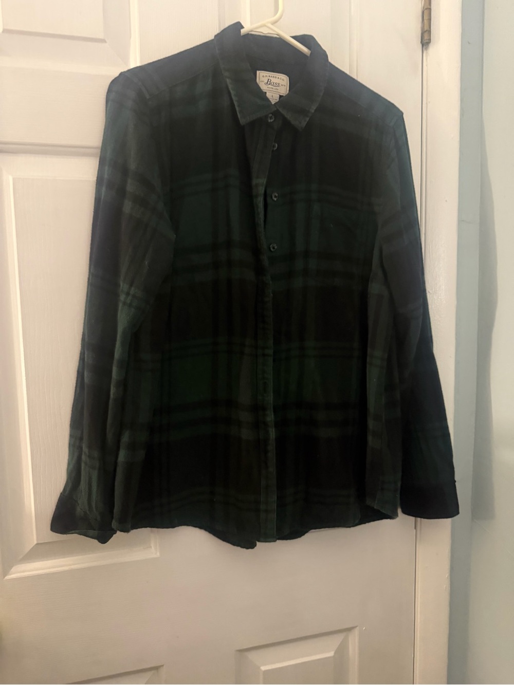 G.H. Bass Women’s L Green Black Plaid Flannel Button Down Shirt